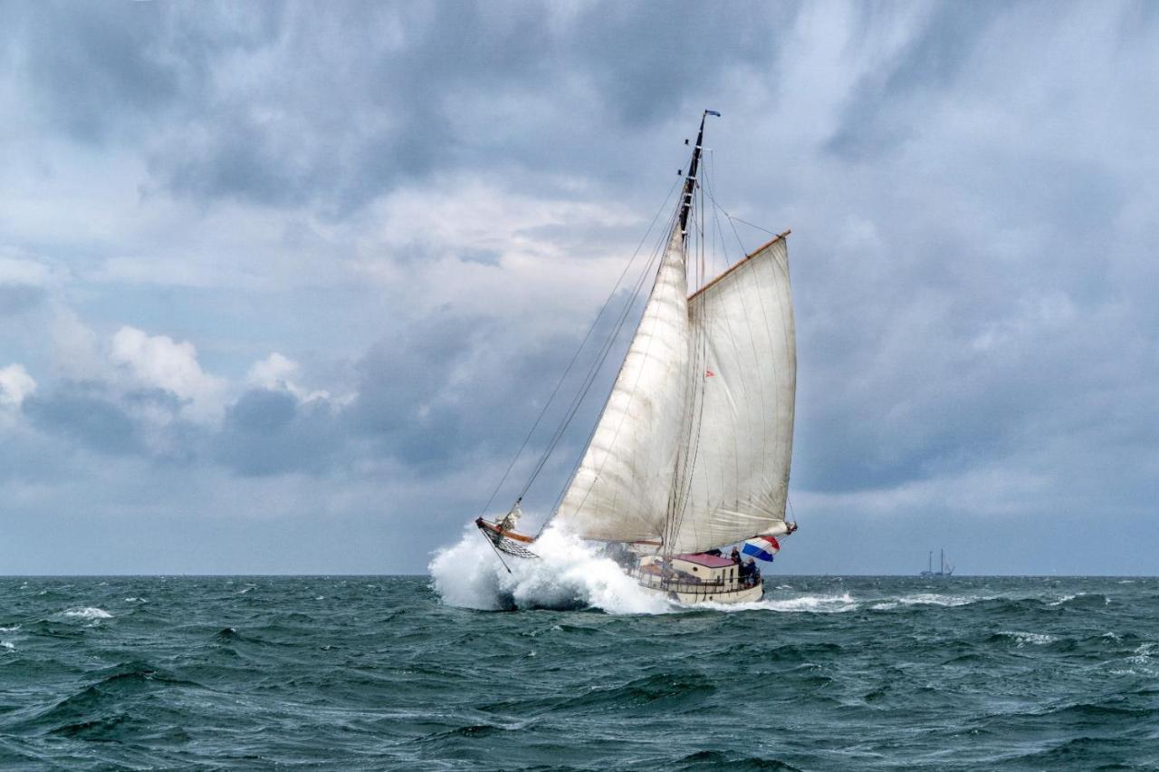 ライデン Zeilschip De Vrouw Dinaヴィラ エクステリア 写真